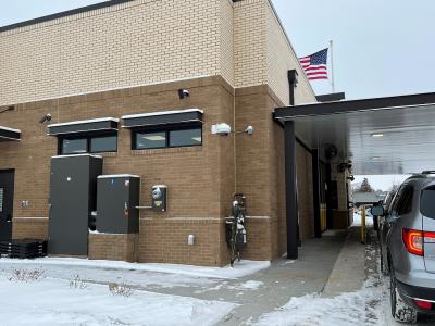 https://ampmfg.com/assets/uploads/images/installation_photos/chick_fil_a_Plymouth_MN.jpg
