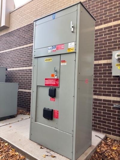 https://ampmfg.com/assets/uploads/images/installation_photos/rushcreekelementary.jpg